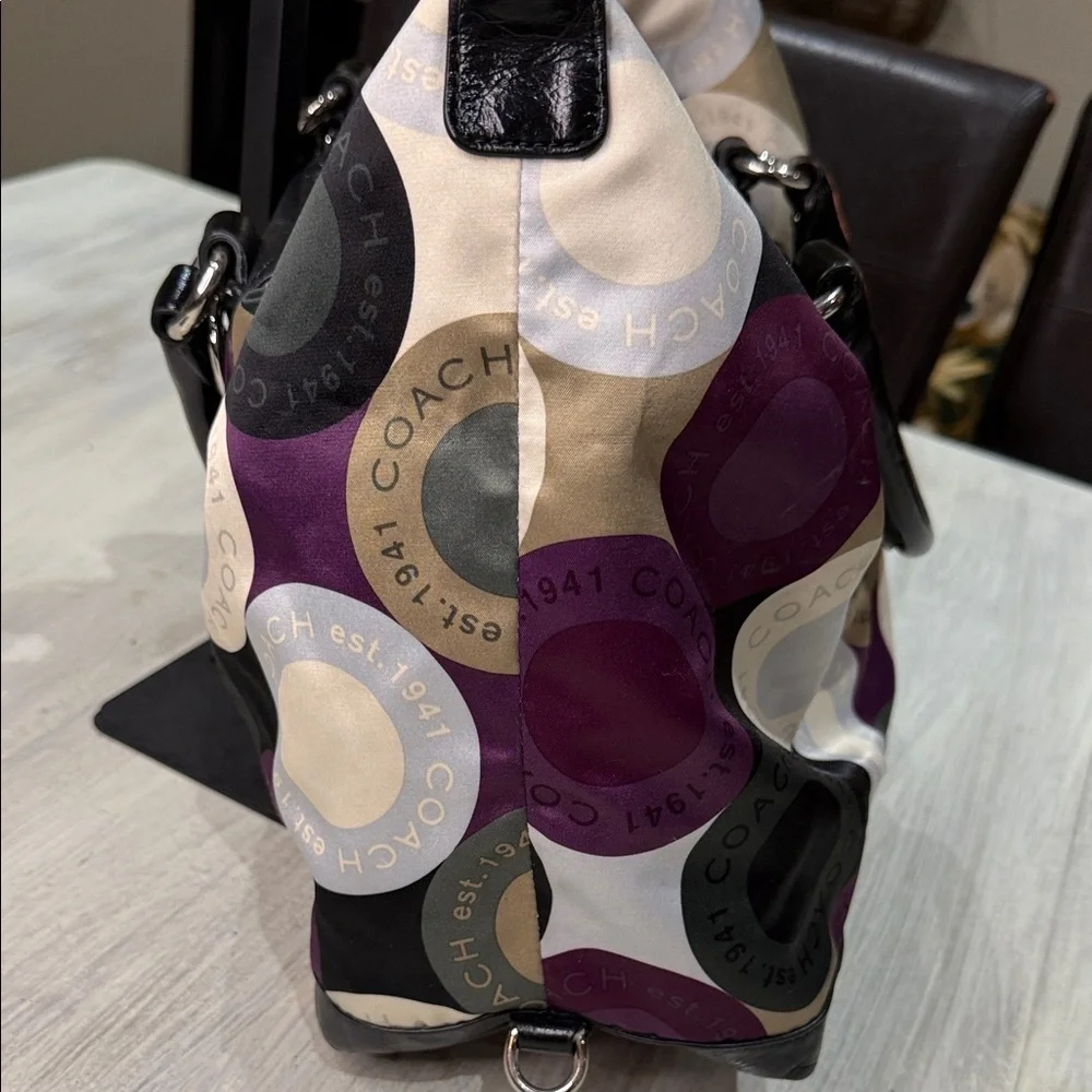 Coach Purple and Black Shoulder Bag-EUC